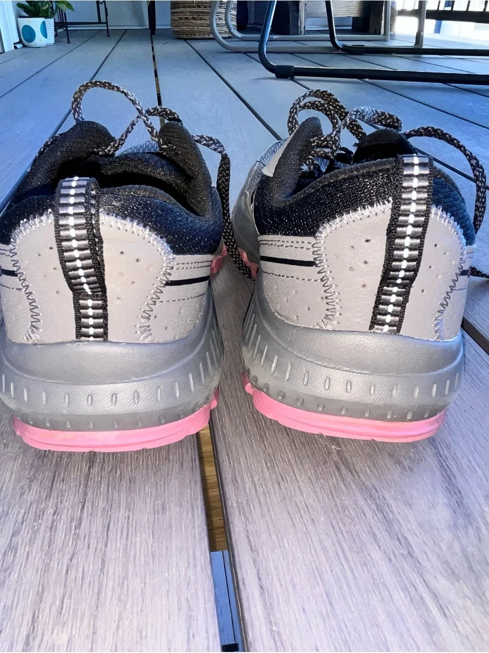 Saucony women trail